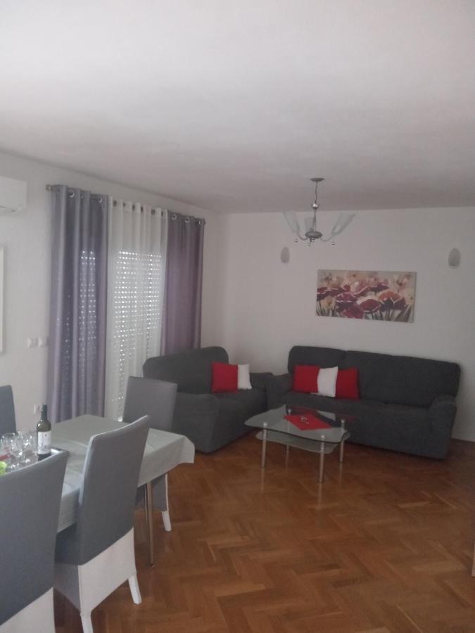 Apartman Teklić Kaštela Zewnętrze zdjęcie