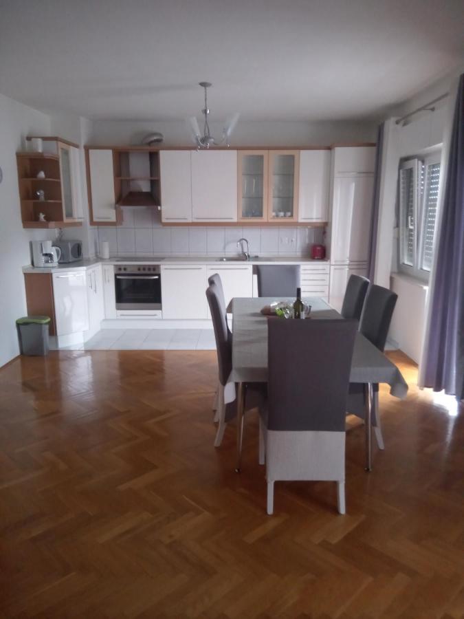 Apartman Teklić Kaštela Zewnętrze zdjęcie